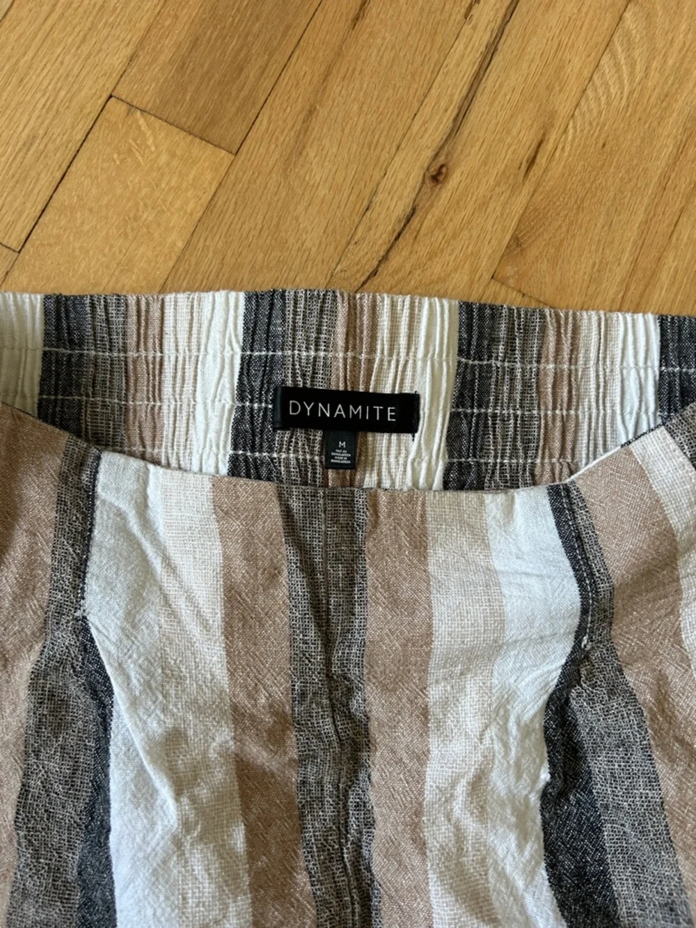 Dynamite High-Waist Tie-Belt Shorts - Picture 3 of 3